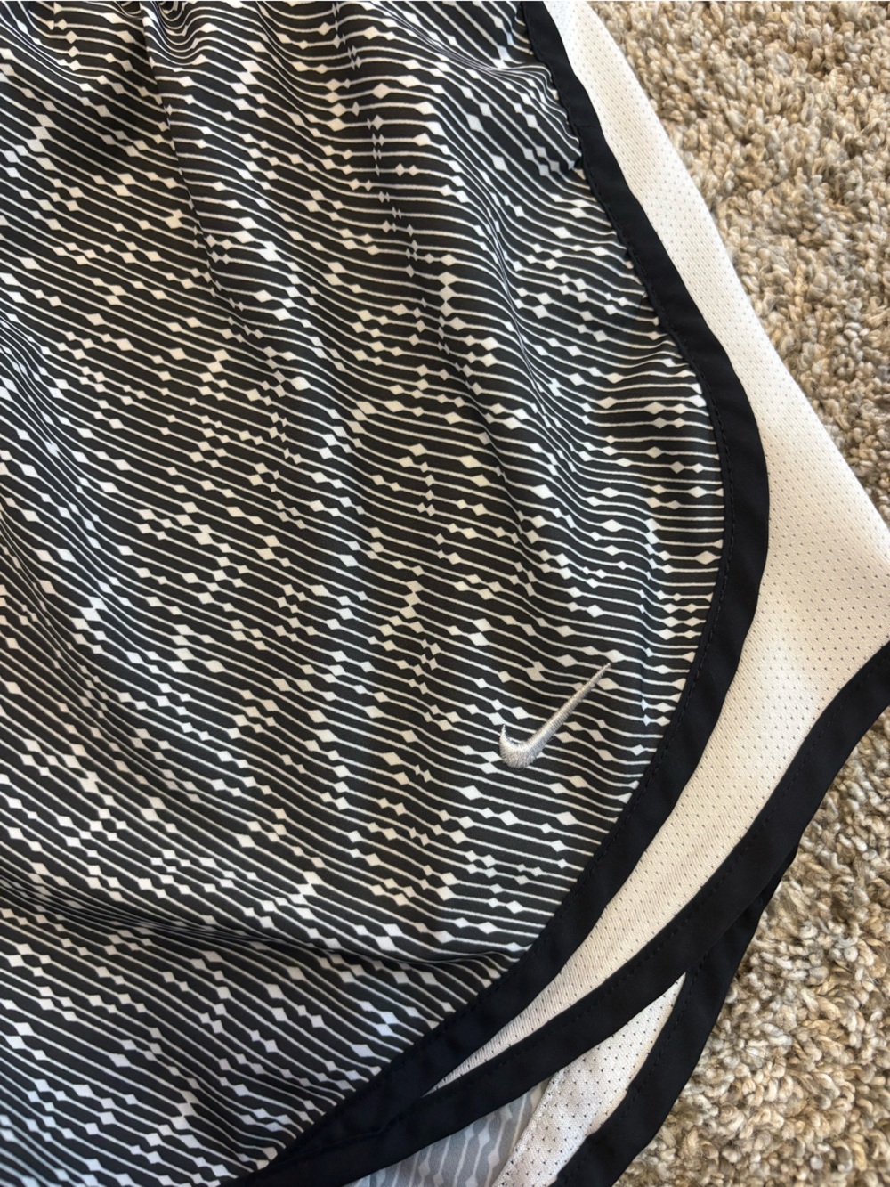 Nike Black and White Patterned Women's Athletic Shorts - Picture 2 of 3